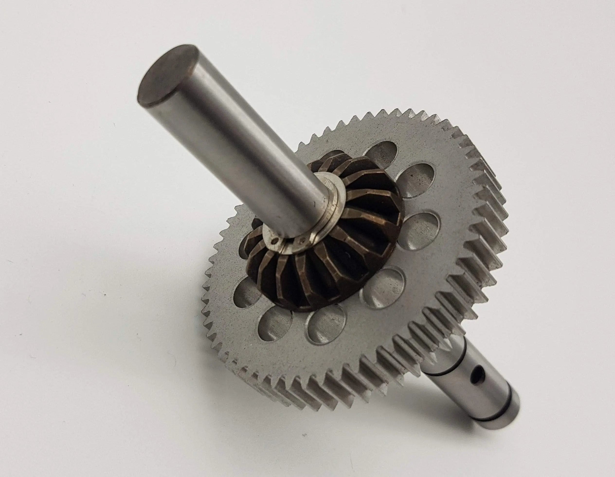 ALBERO TRASMISSIONE PER ROBOT DA CUCINA/IMPASTATRICE/PLANETARIA KENWOOD AT647 - KW714245 | Multisat ALBERO TRASMISSIONE PER ROBOT DA CUCINA/IMPASTATRICE/PLANETARIA KENWOOD AT647 - KW714245 | Multisat