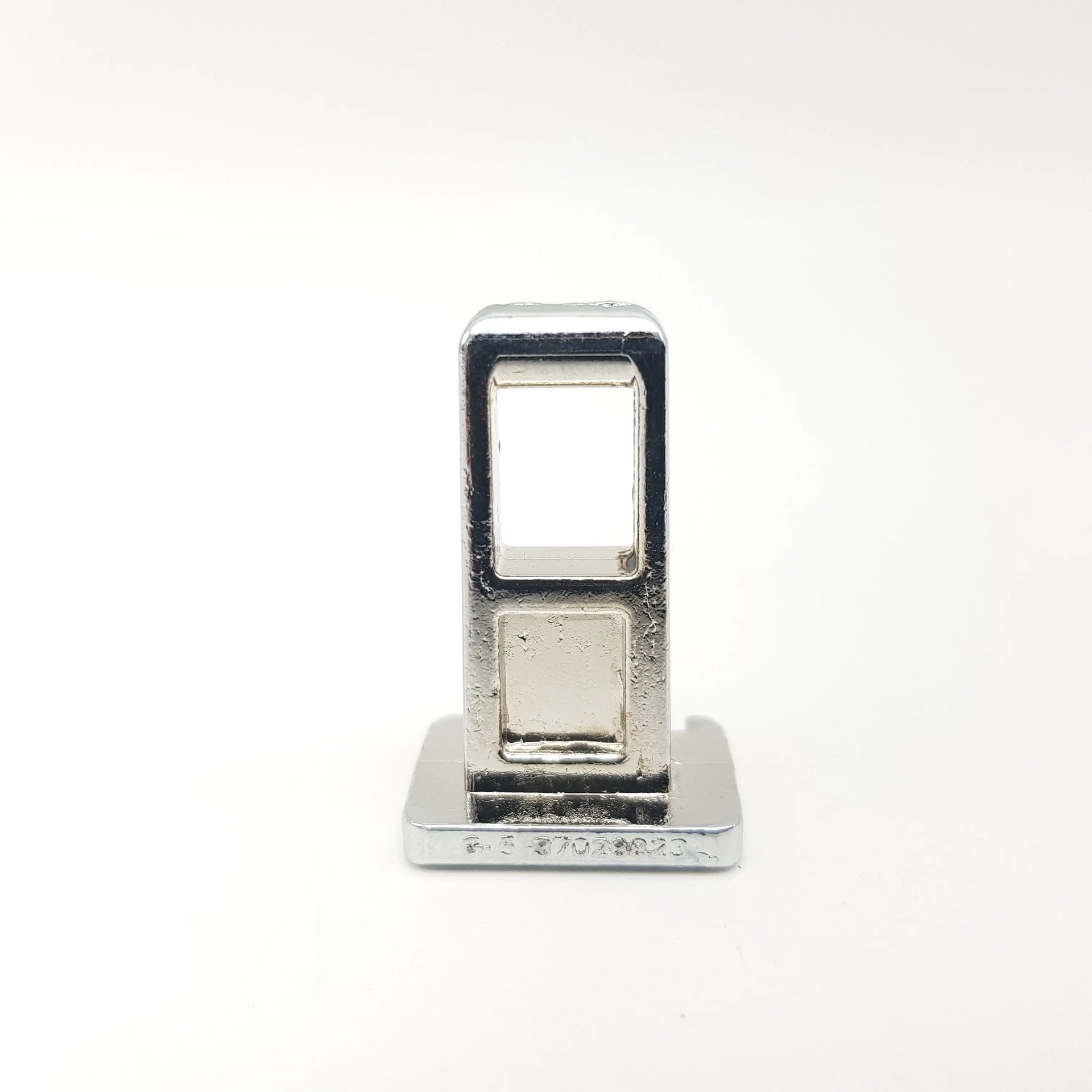 Gancio Di Chiusura Per Porta Asciugatrice – Compatibile Logik 42214623, Modelli LCD7W18, LCD8W18, LHD8W18, LHP8W18, LHP8W22, LCD8W22, 34x23 Mm